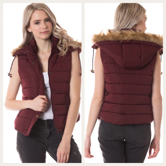 NWT Burgundy Faux Fur Hooded Quilted Bomber Vest - Picture 2 of 3